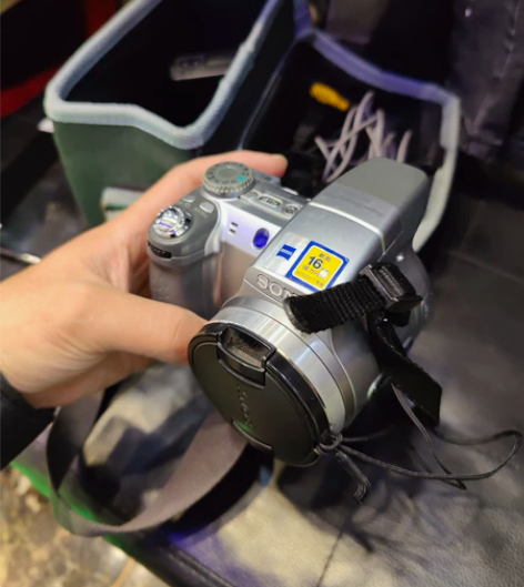 索尼dsc h2相机全套  要就直接拍  ...