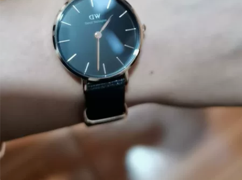 DW女表 感兴趣的话点“我想要”和我私聊吧～