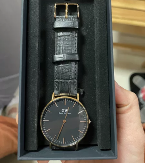 DW手表，98新 感兴趣的话点“我想要”和...