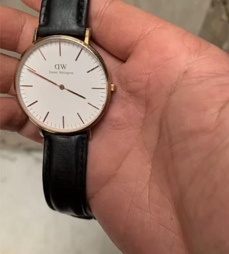 Dw丹尼尔惠灵顿手表正品 自带买了新款康卡...
