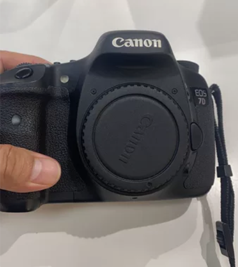 佳能EOS 7D单反套机（18-200镜头...