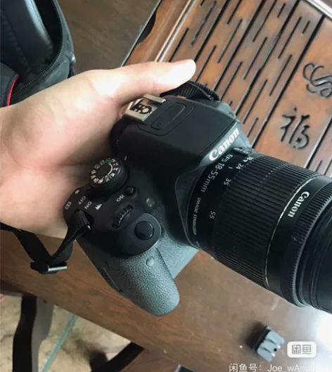 佳能单反相机EOS700D 单机  不带镜...