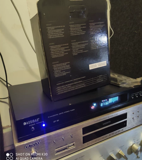 深海赛尔hd206头戴式耳机。他是深海赛尔...