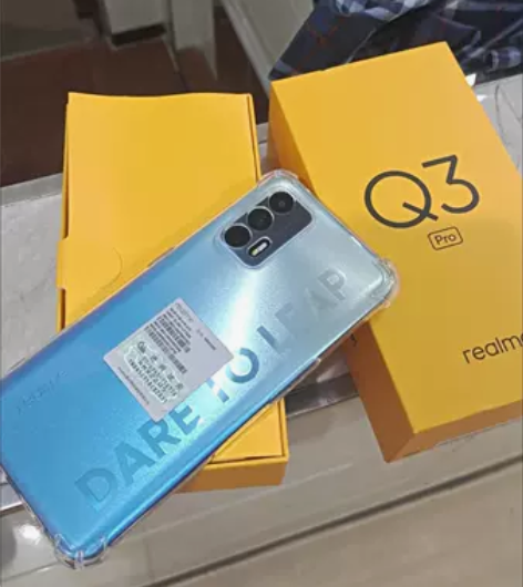 realme 真我Q3 Pro 天玑110...