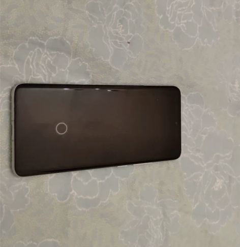 魅族18 踏雪8+128 外观有一点磕碰图...