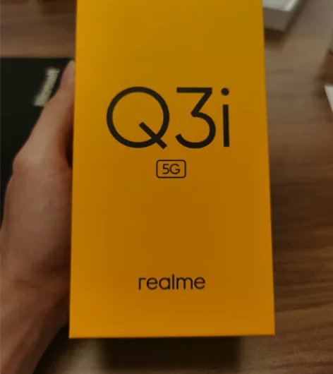 真我Q3i 灰色 4+128G 全新未使用...