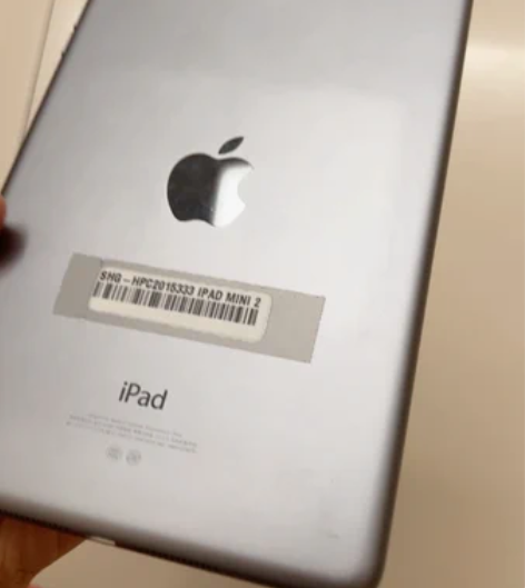 9成新无磕碰、无暗病   国行 稀缺深空灰...