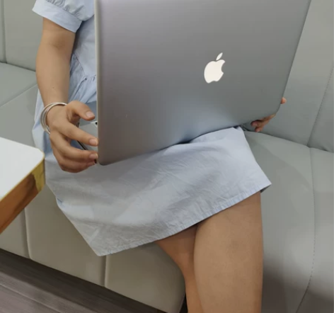 个人自用苹果笔记本 MacBook pro...
