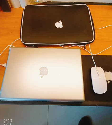 自用20年的九成新笔记本电脑Macbook...