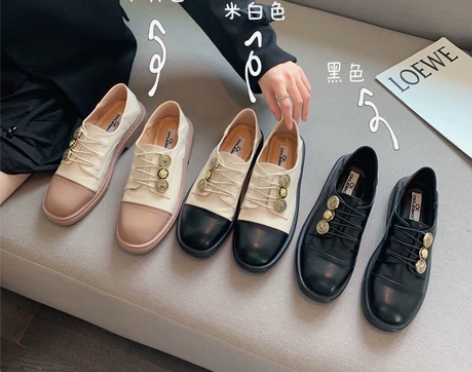 徽章小皮鞋女复古英伦风拼色圆头系带厚底单鞋...