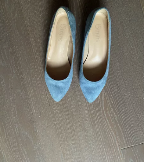 15mins单鞋跟鞋真皮内里 巨舒服，软的...