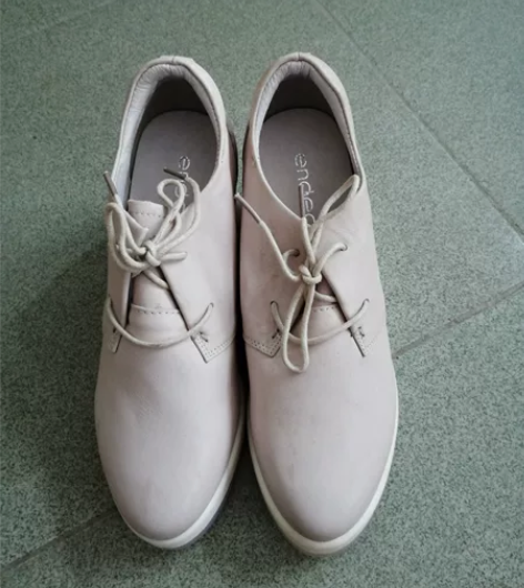 全新牛皮内增高鞋  38码  喜欢私聊！ ...