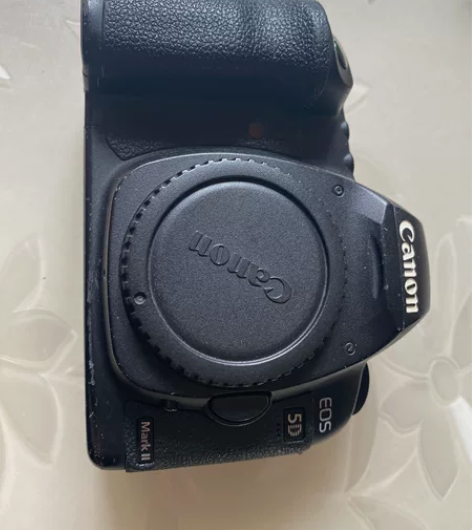 佳能单反5d2，全画幅相机，成色如图，功能...