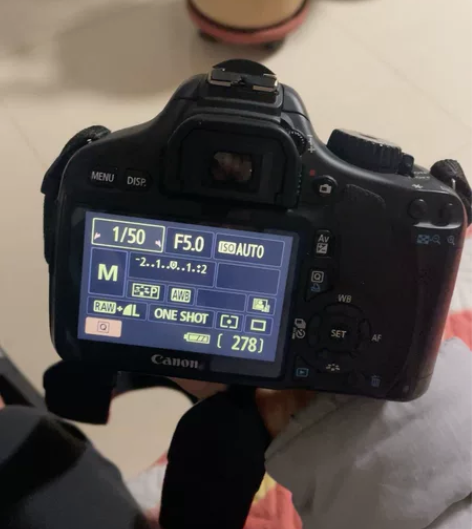 佳能550D低价出售，新手入门必备单反，大...