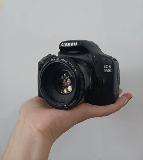 佳能550D单反套机，配佳能小痰盂二代镜头...