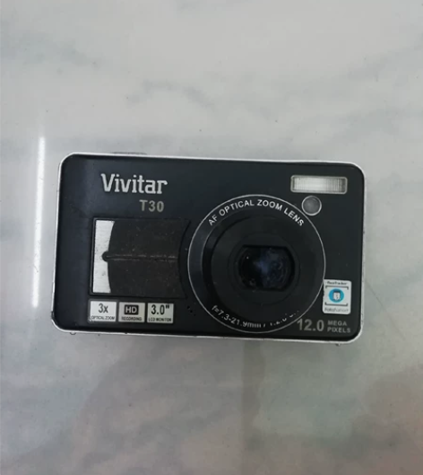 Vivitar T30数码相机 问题机配件...