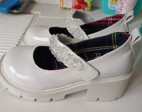 女儿穿了半个小时不到的演出鞋,玛丽珍鞋舒适...