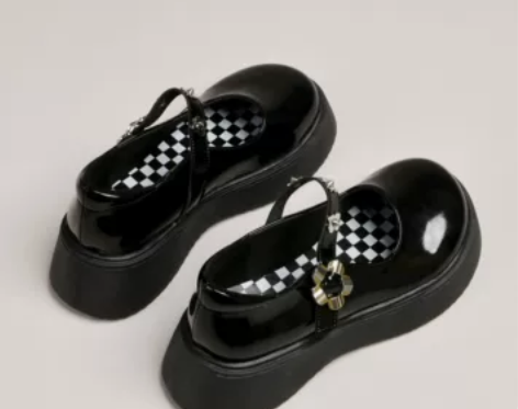 白色小众玛丽珍鞋女夏季厚底增高法式单鞋复古...