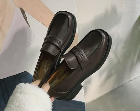 ?日系jk小皮鞋女英伦风春秋百搭黑色方头粗...