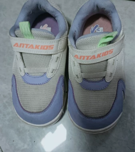 国货之光，安踏童鞋，尺码如图鞋标。 感兴趣...