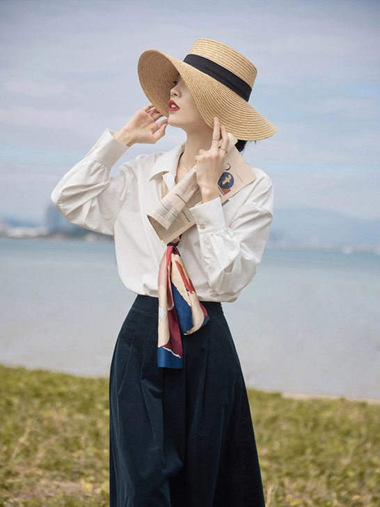 婉扮 衬衫    买了发现和我有的一款重叠...