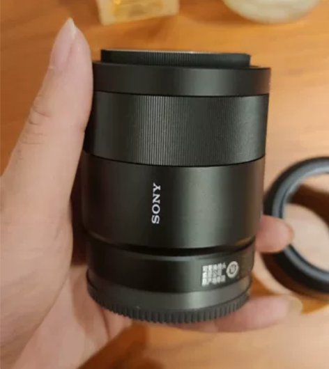 索尼 蔡司 FE 55 F1.8 经典标准...
