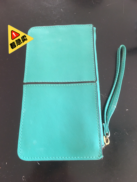 时尚休闲软面皮钱包，内置有点点裂皮，不影响...