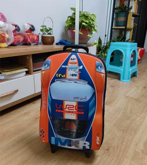 儿童拉杆箱，可伸缩拉杆，跑车外观。长50厘...