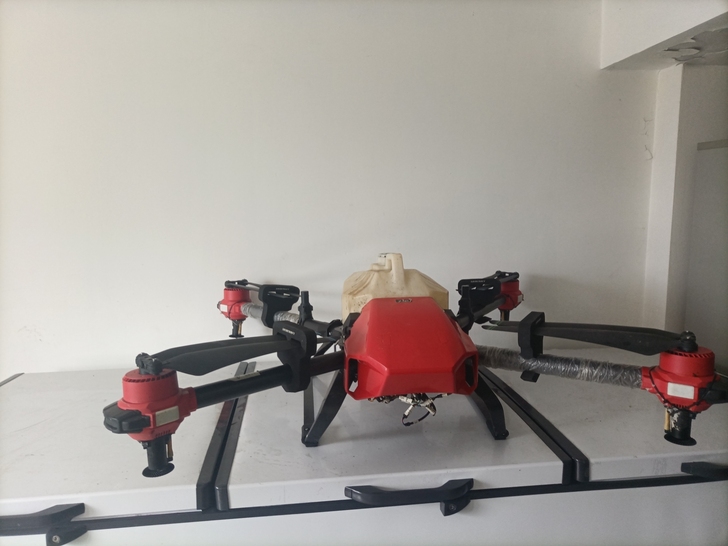 极飞p30无人机带6块电池最多的不超300...