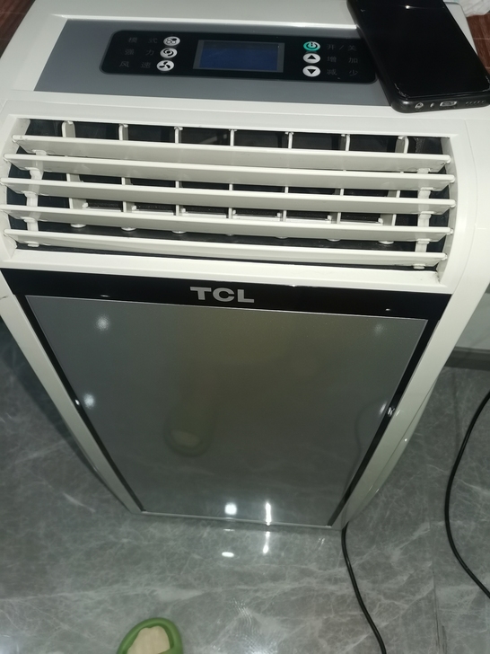 TCL可移动空调，家里店里公司随便移动，很...