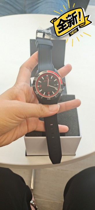 奥迪运动手表，奥迪4S店原厂原装，全新正品...