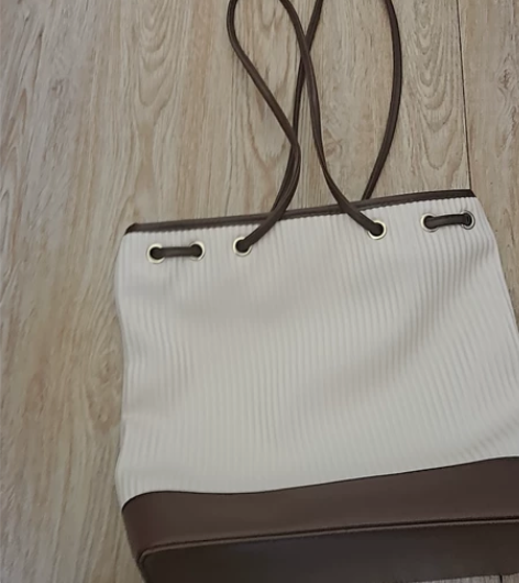 20包邮大水桶包，高30，款27，不退不换...