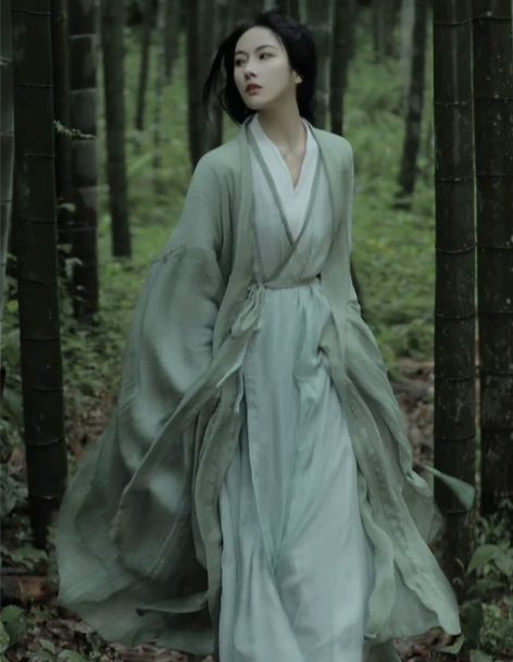 魏晋风汉服直裾女古装南北朝绿色广袖清冷系
