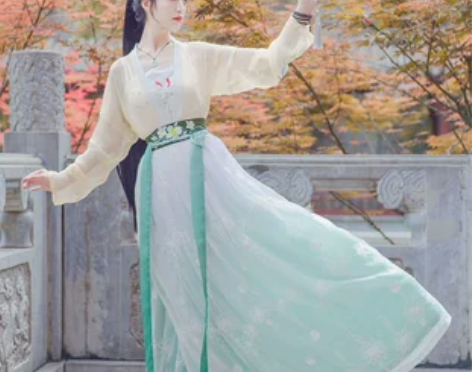 如梦霓裳汉服女装对襟襦裙大袖衫醉晴雪原创绣...