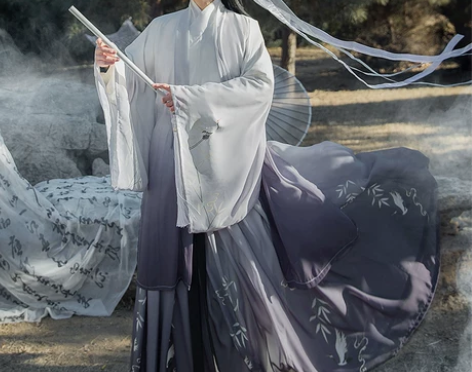 ?男子汉服 孩子演出只穿过一次 不砍价（砍...