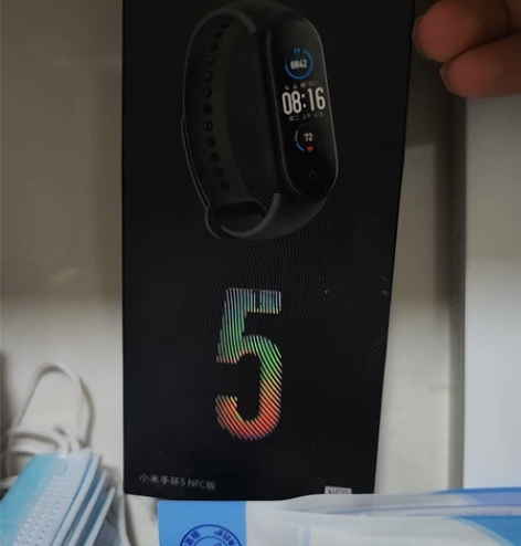 小米手环5NFC版有盒几乎全新 感兴趣的话...