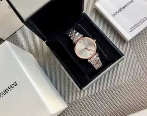 阿玛尼女士手表AR-1840，没带过几次，...