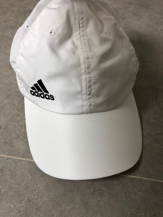 adidas 夏季鸭舌帽