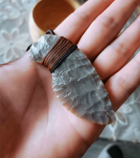 热带龙，精品手工打制石器时代，德州灰黄燧石...