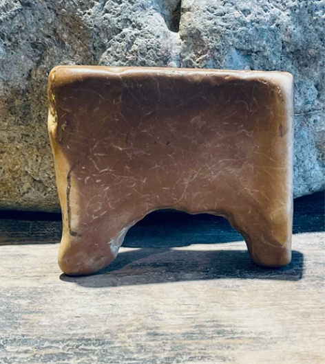 石器时代象 现有可查资料里片雕起步在商，这...