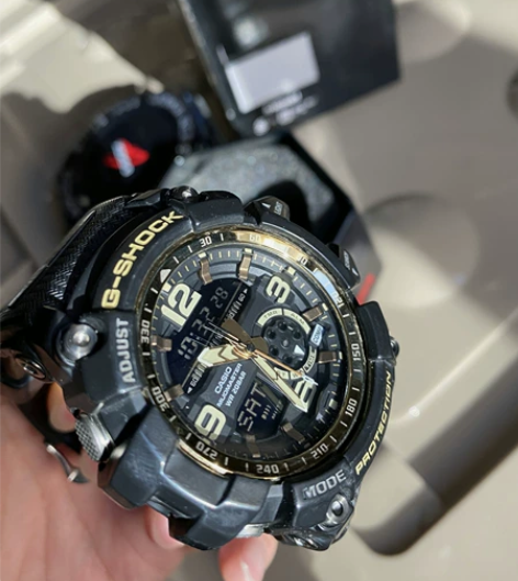 小泥王 有盒有购买记录 九新手表 gg1...