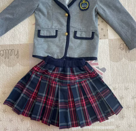 女童校服西装裙子套装 110以下的宝宝可以...