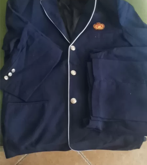 河北正定中学  校服 180码 近全新XL...