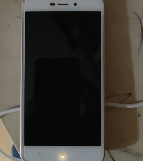 小米4A，2年前的闲置备用机，有两年没用了...