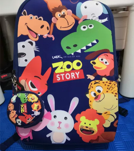 Uek儿童学生书包，一次没有背过，全新，吊...