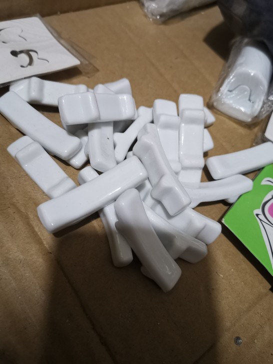 筷子架毛笔架，20个打包走！15包邮，拒绝...