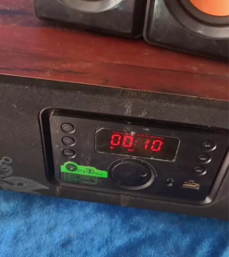 儿童音箱，打开就可以收听天籁之音，益智的故...