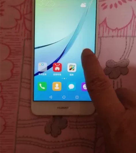 自用华为nova容量4+64g移动全网通c...