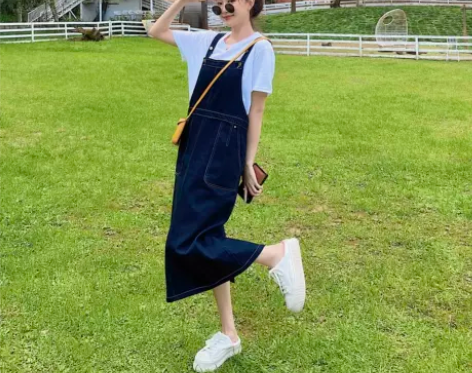 网红减龄薄款牛仔背带裙女夏季新款韩版宽松长...