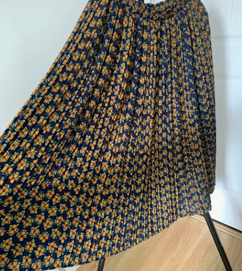 复古碎花 百褶裙 闲置特价转让 女生 感兴...